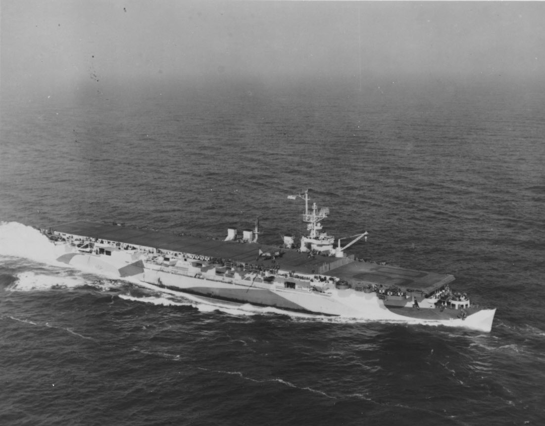USS San Jacinto (CVL-30) from the right 