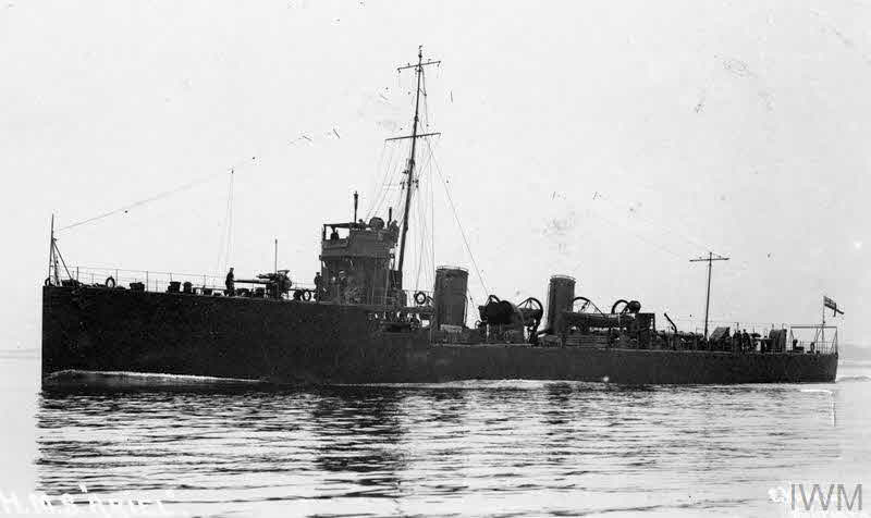 HMS Ariel from the left 