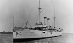 USS Des Moines (C-15) from the front 